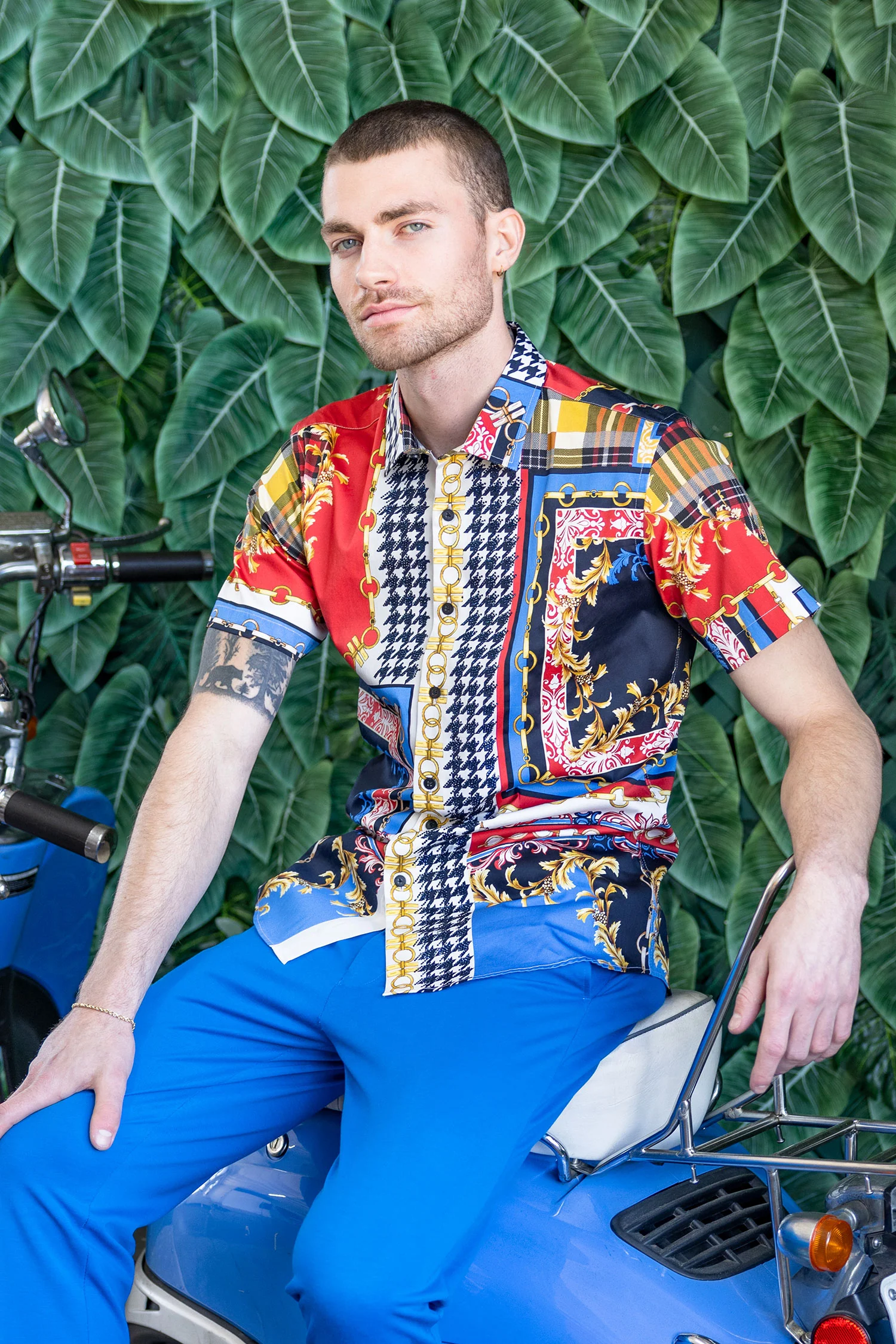 HOUNDSTOOTH Rhinestone Short Sleeve Shirt - Image 4