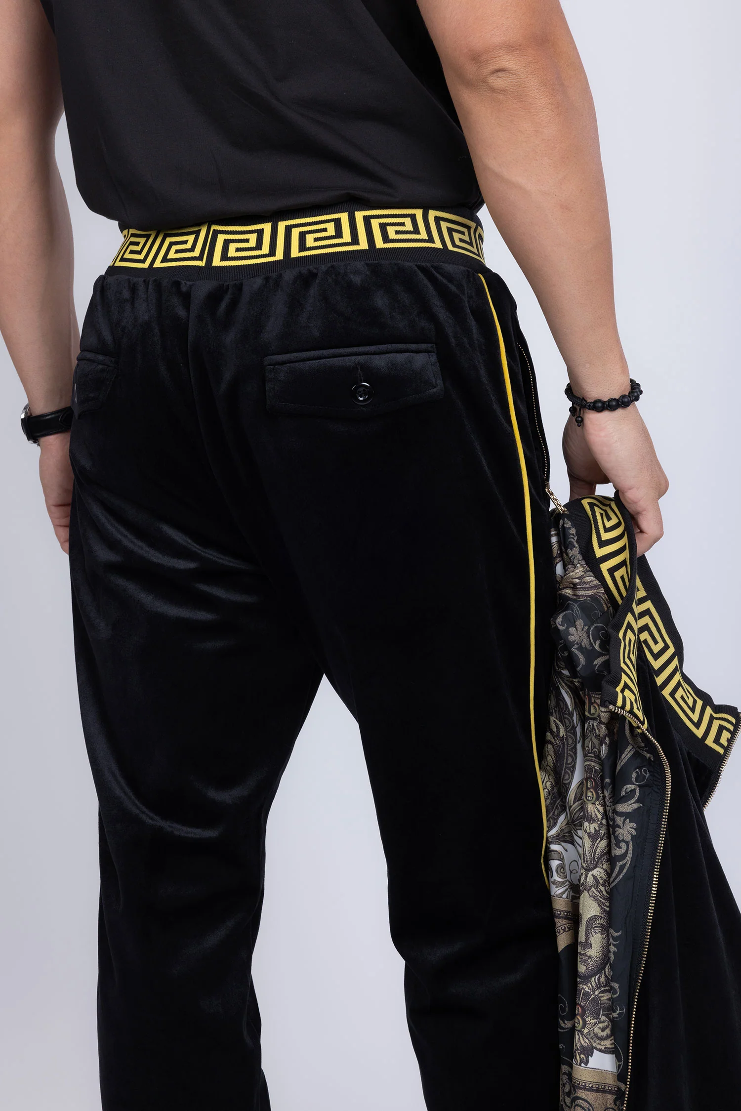 Transpose Tracksuit - Image 18