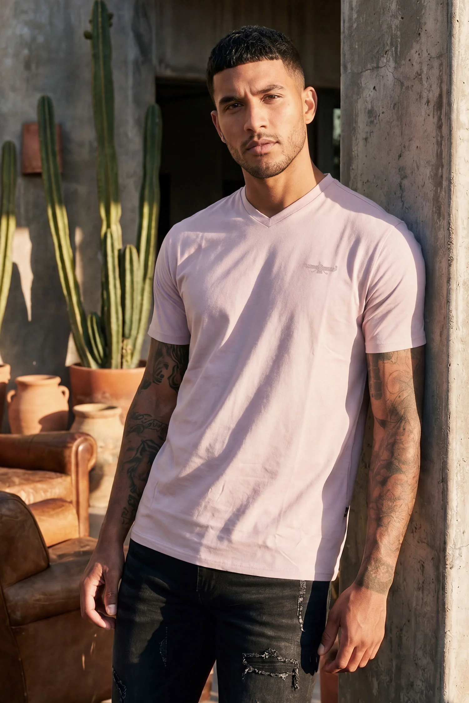 Trendy basics V-Neck T-Shirt - Image 6