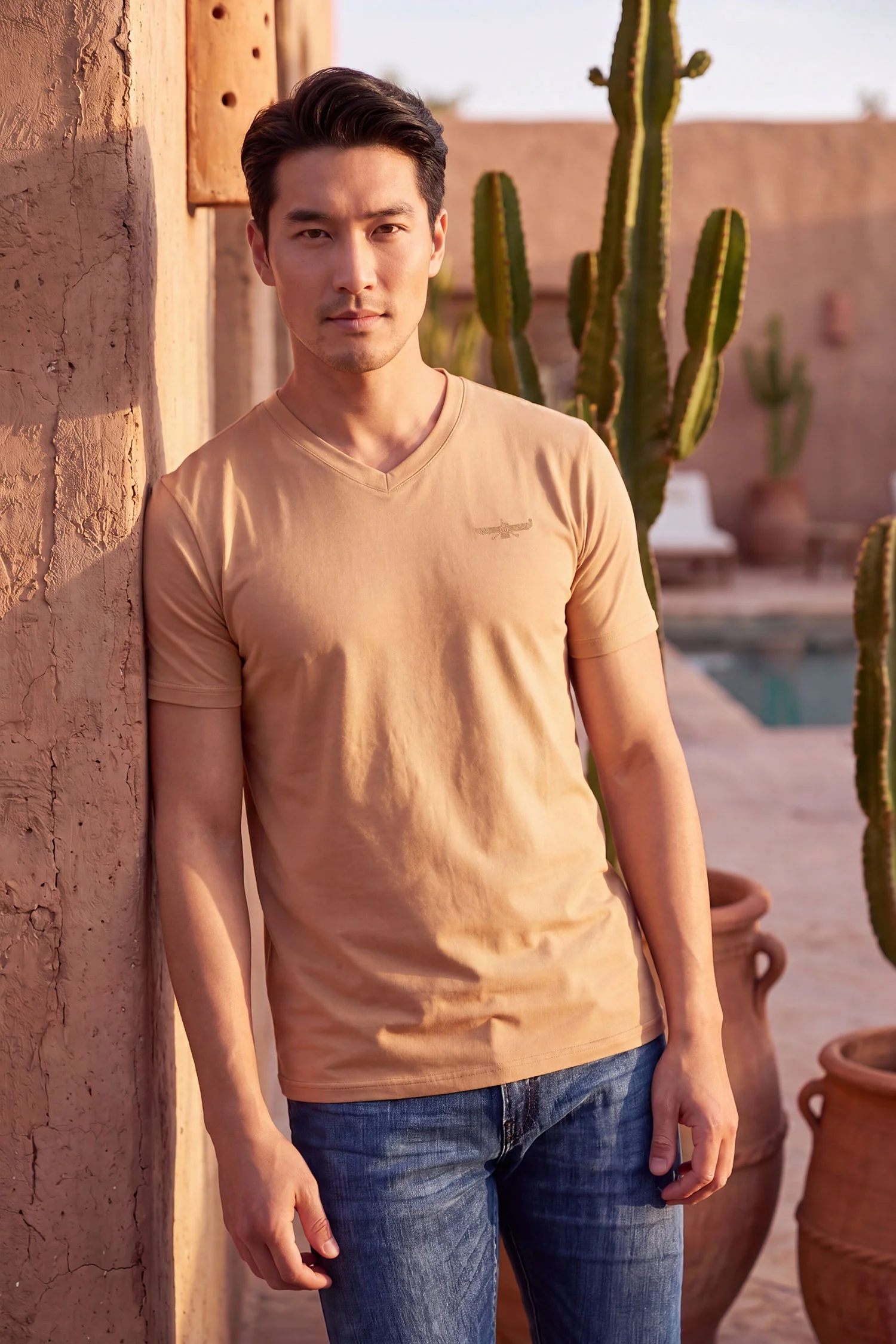 Trendy basics V-Neck T-Shirt - Image 9